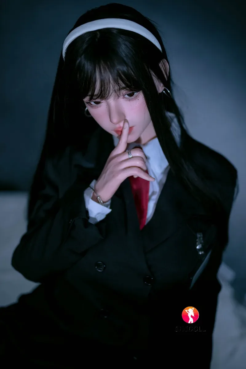 shedoll customizing-real-doll-eyes cosplay role 8.webp